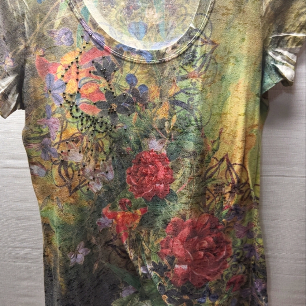 CURIOUS GYPSY Size M RHINESTONES Shirt Top E2